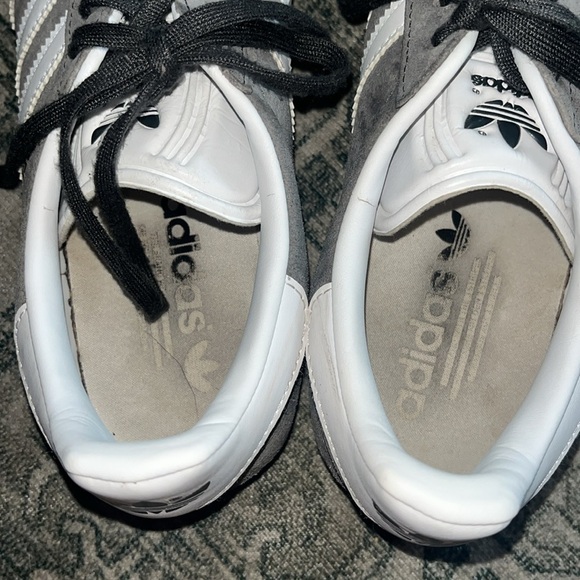 Adidas men’s Gazelle Sneakers size 8 - Picture 6 of 9